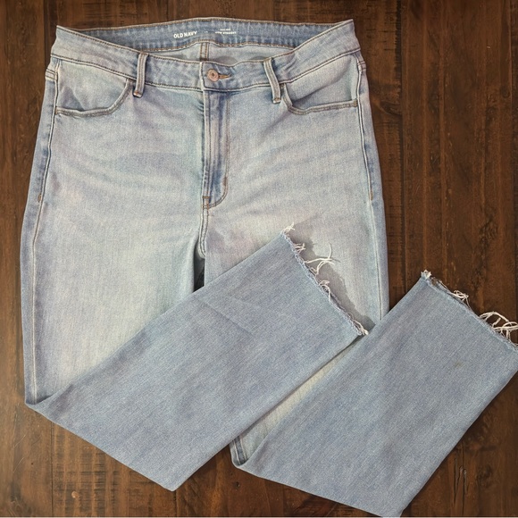 Old Navy Wow High Rise Straight Light Blue Denim Jeans Size 12 - Picture 2 of 8
